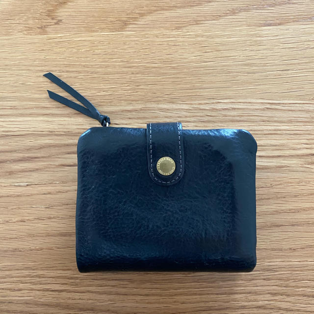 サンク　CINQ 二つ折り　財布　箱無し レディースのファッション小物(財布)の商品写真