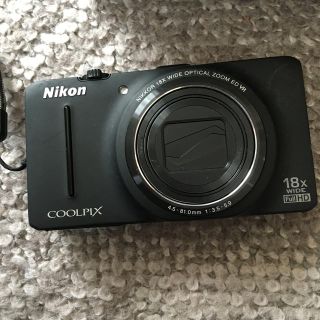 ニコン(Nikon)のニコン　クールピクシー　黒(コンパクトデジタルカメラ)