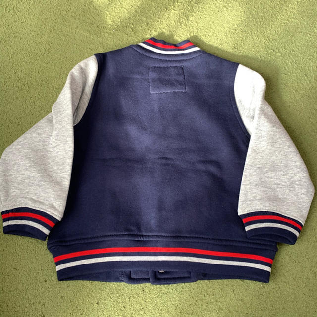 babyGAP(ベビーギャップ)の【キッズ】80%オフ以下！ジャージ素材 裏起毛 アウター スカジャン風 90cm キッズ/ベビー/マタニティのキッズ服男の子用(90cm~)(ジャケット/上着)の商品写真