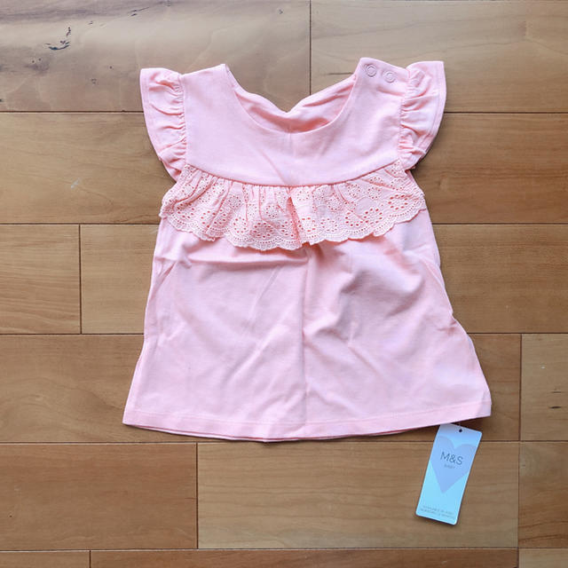 PETIT BATEAU(プチバトー)の◎新品未使用◎ マークスアンドスペンサー Tシャツ キッズ/ベビー/マタニティのキッズ服女の子用(90cm~)(Tシャツ/カットソー)の商品写真