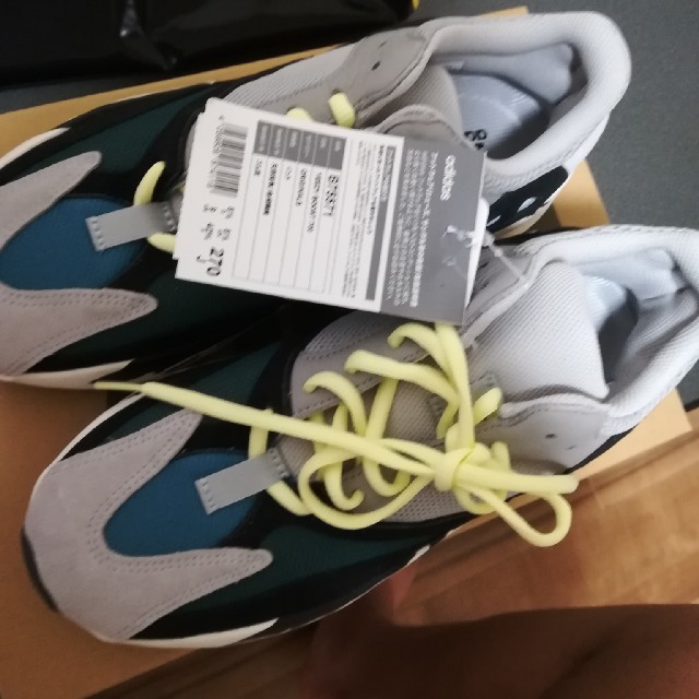 adidas(アディダス)のAdidas YEEZY BOOST Wave Runner 700 メンズの靴/シューズ(スニーカー)の商品写真