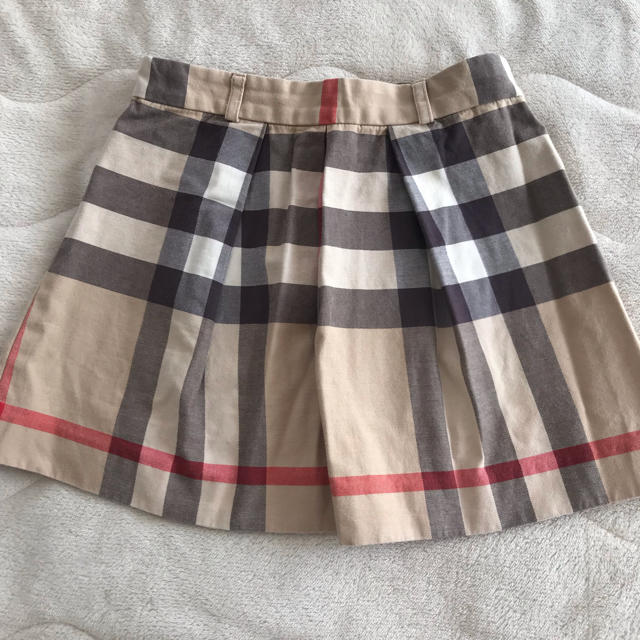 BURBERRY(バーバリー)の⚠️専用⚠️バーバリー スカート 8Y128 キッズ/ベビー/マタニティのキッズ服女の子用(90cm~)(スカート)の商品写真