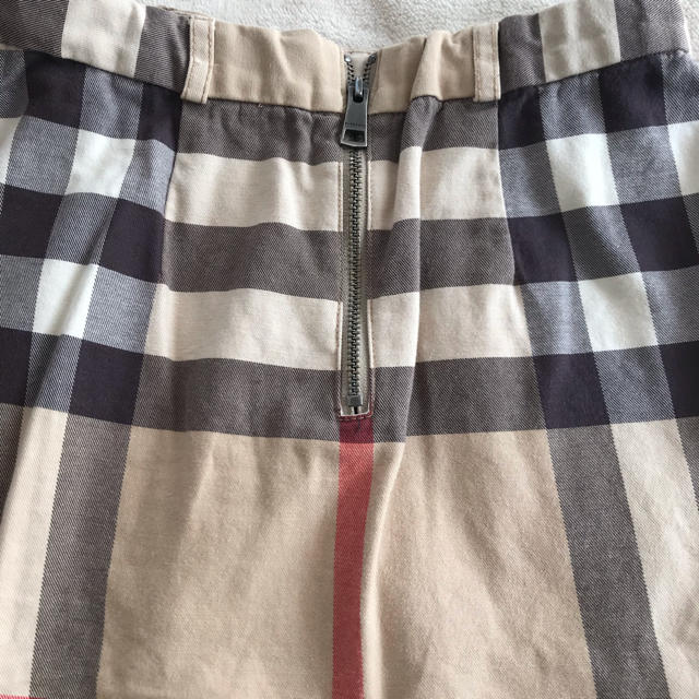 BURBERRY(バーバリー)の⚠️専用⚠️バーバリー スカート 8Y128 キッズ/ベビー/マタニティのキッズ服女の子用(90cm~)(スカート)の商品写真