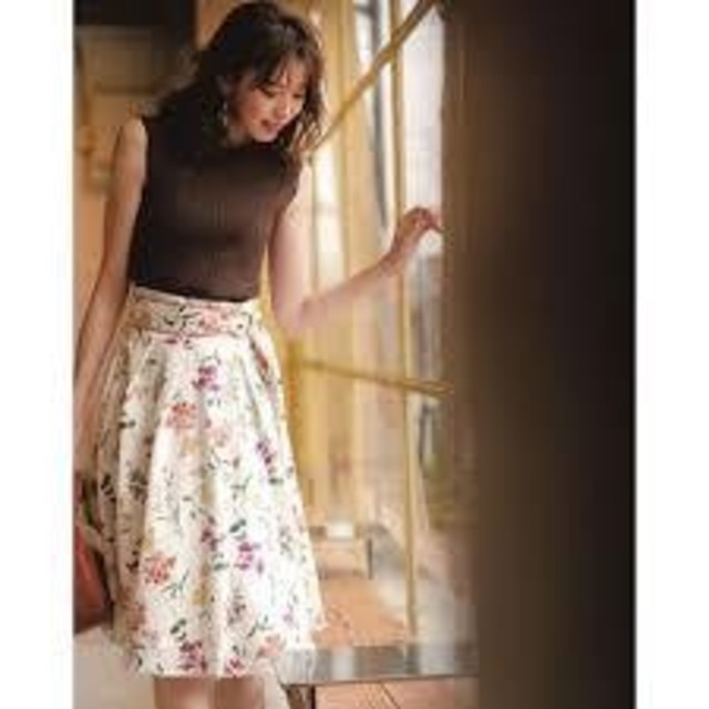 Apuweiser-riche(アプワイザーリッシェ)のアプワイザーリッシェ  レディースのスカート(ひざ丈スカート)の商品写真
