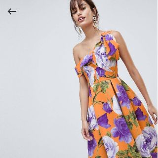 エイソス(asos)の結婚式や二次会にも♡ワンショルダードレス(ミディアムドレス)