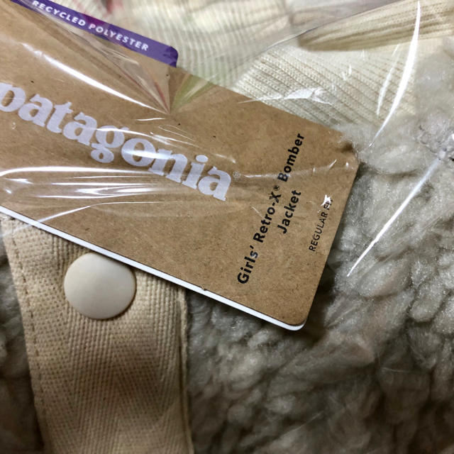 patagonia(パタゴニア)のPATAGONIA レトロX ボマー Bomber Jacket XXL 新品 レディースのジャケット/アウター(ブルゾン)の商品写真