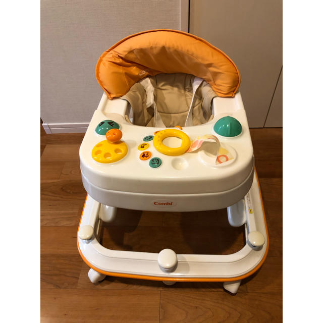 Combi 歩行器 Combiの通販 By まー S Shop コンビならラクマ Combi 歩行器 Combiの通販 By まー S Shop コンビならラクマ