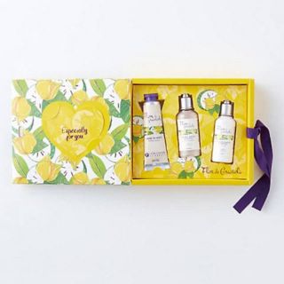 ロクシタン(L'OCCITANE)のロクシタン フルールグラヴィオラファーストキット！新品未使用✨(ハンドクリーム)