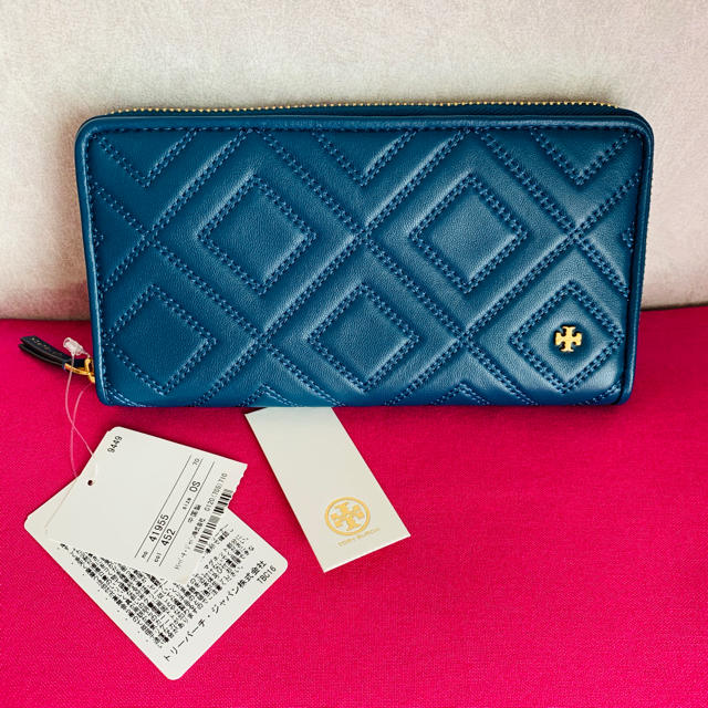 レディース新品❣️タグ付き❣️TORY BURCH  フレミング ラウンドファスナー長財布