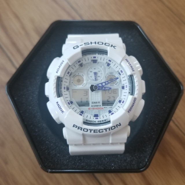 最終値下げG-SHOCK  GA-100A