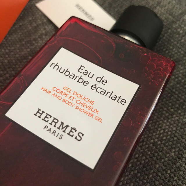 Hermes(エルメス)の【新品未使用】HERMES ヘア＆ボディシャワージェル コスメ/美容のボディケア(バスグッズ)の商品写真