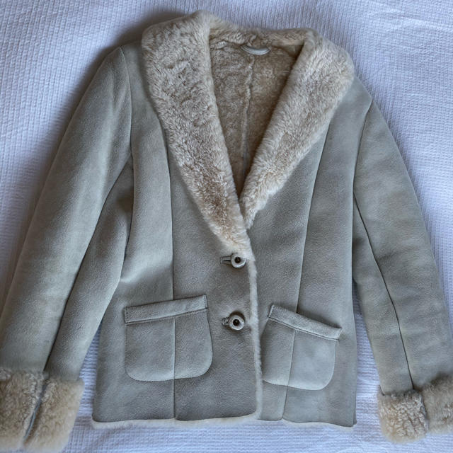 UNITED ARROWS(ユナイテッドアローズ)のムートン コート レディースのジャケット/アウター(ムートンコート)の商品写真