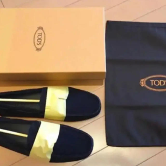 TOD'S(トッズ)のTOD'S トッズドライビングシューズ メンズの靴/シューズ(スリッポン/モカシン)の商品写真