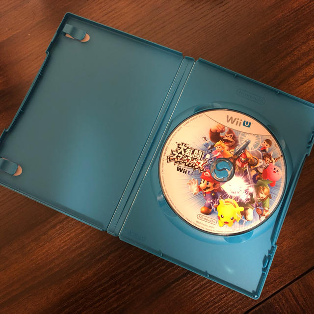 任天堂(ニンテンドウ)の大乱闘スマッシュブラザーズ for WiiU エンタメ/ホビーのゲームソフト/ゲーム機本体(家庭用ゲームソフト)の商品写真