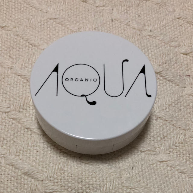 AQUA オーガニックファンデ　コンパクトケース コスメ/美容のベースメイク/化粧品(ファンデーション)の商品写真