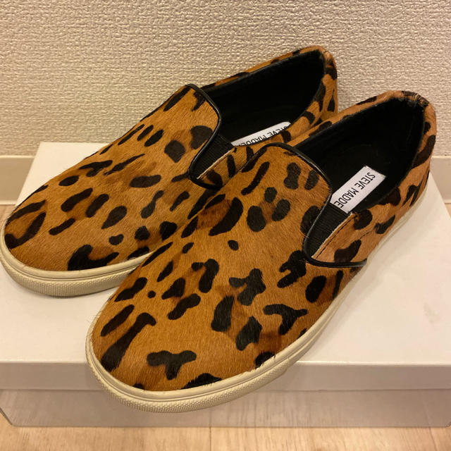 Ron Herman(ロンハーマン)の[美品]STEVE MADDEN レオパード スリッポン レディースの靴/シューズ(スリッポン/モカシン)の商品写真