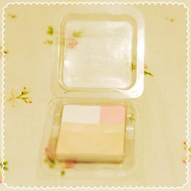 RMK(アールエムケー)の♡RMK♡プレストパウダー♡ コスメ/美容のベースメイク/化粧品(フェイスパウダー)の商品写真