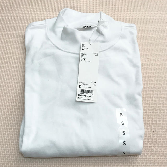 UNIQLO(ユニクロ)のUNIQLO モックネックT レディースのトップス(Tシャツ(長袖/七分))の商品写真