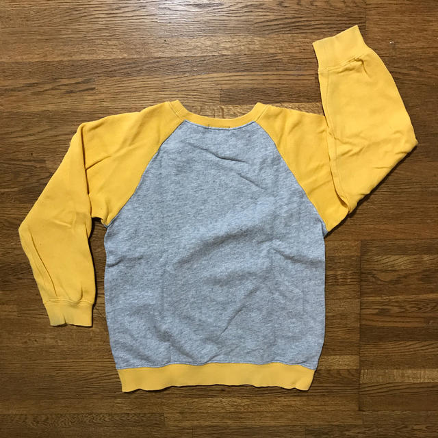 HusHush(ハッシュアッシュ)のHusHush  トレーナー  120 キッズ/ベビー/マタニティのキッズ服男の子用(90cm~)(Tシャツ/カットソー)の商品写真