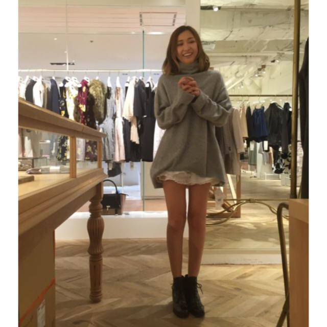 SNIDEL(スナイデル)のスナイデル  紗栄子着用　ニット レディースのトップス(ニット/セーター)の商品写真