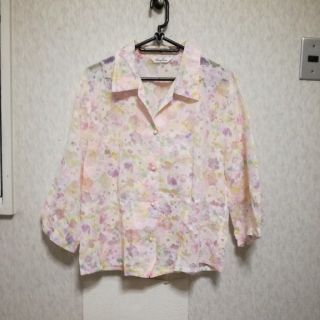 momorin様専用　透かし花柄のブラウス&トートバックポーチ付ハンドメイド(シャツ/ブラウス(長袖/七分))