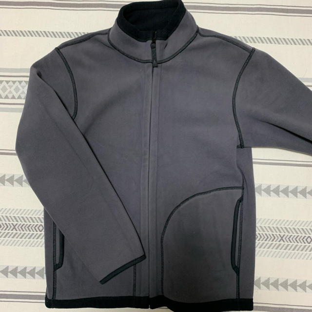 UNIQLO(ユニクロ)のユニクロ　フリースジャケット　ブラック　S リーバーシブル メンズのジャケット/アウター(ブルゾン)の商品写真