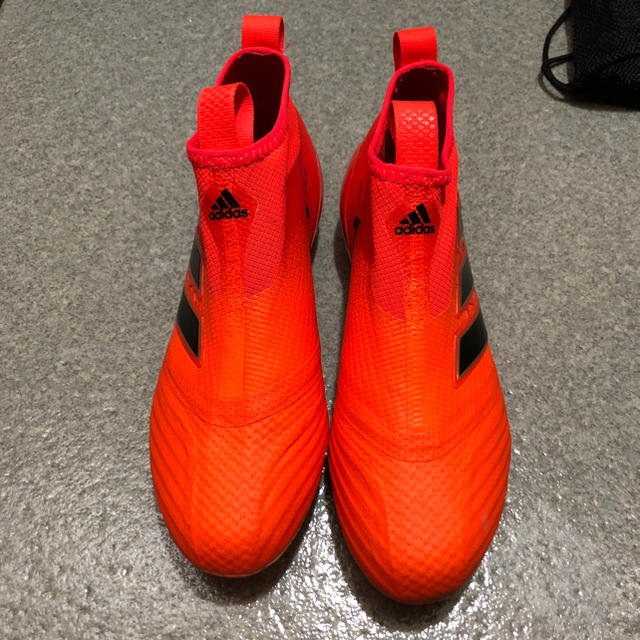 adidas(アディダス)のなつみさん限定 スポーツ/アウトドアのサッカー/フットサル(シューズ)の商品写真