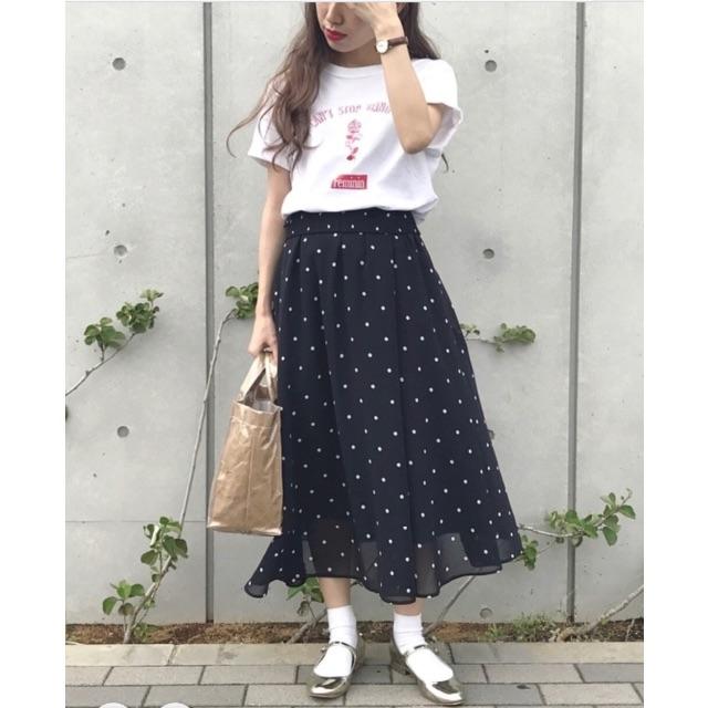 Dot&Stripes CHILDWOMAN(ドットアンドストライプスチャイルドウーマン)のCHILD WOMAN エナメル・グリッター ワンストラップシューズ レディースの靴/シューズ(ハイヒール/パンプス)の商品写真