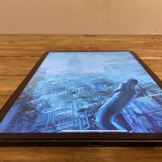 Apple(アップル)のiPadPro 11インチ 美品(本体のみ) スマホ/家電/カメラのPC/タブレット(タブレット)の商品写真