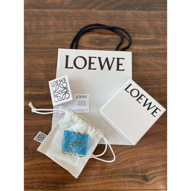 LOEWE  ロエベ　アナグラム ブローチ ゴールド　新品　未使用