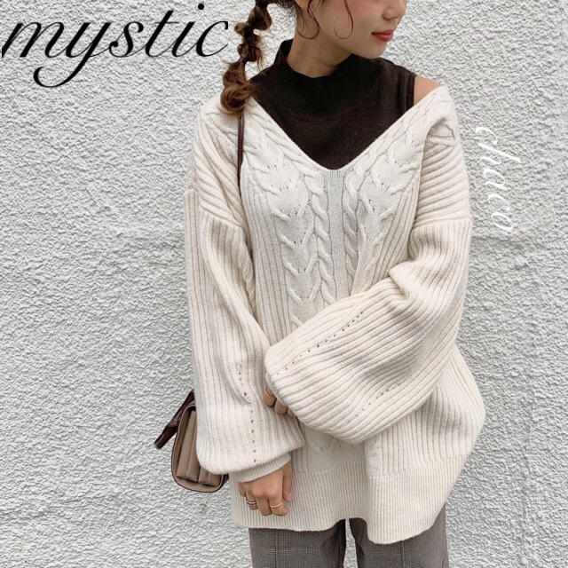 mystic(ミスティック)の僅か⚠️新品¥6490【mystic】Vケーブルニット ゆるニット ケーブル編み レディースのトップス(ニット/セーター)の商品写真