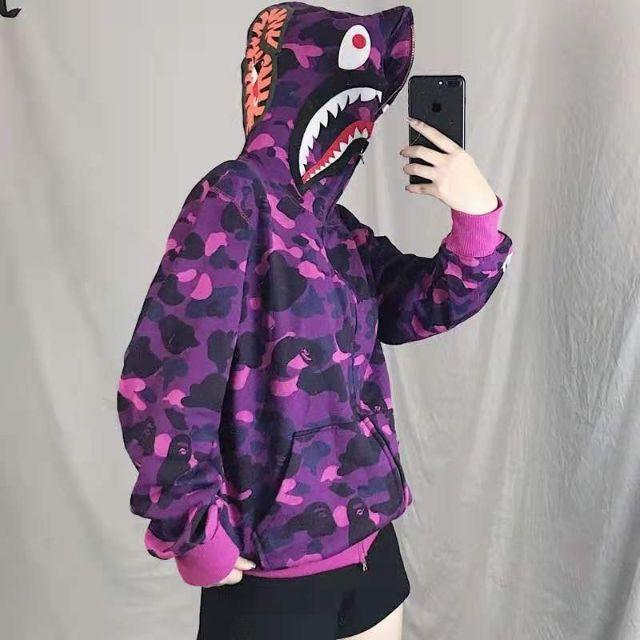 A BATHING APE(アベイシングエイプ)のA BATHING APE シャークパーカー メンズのトップス(パーカー)の商品写真