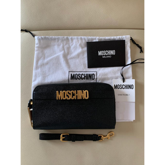 MOSCHINO(モスキーノ)の【美品】モスキーノ　長財布　ブラック レディースのファッション小物(財布)の商品写真