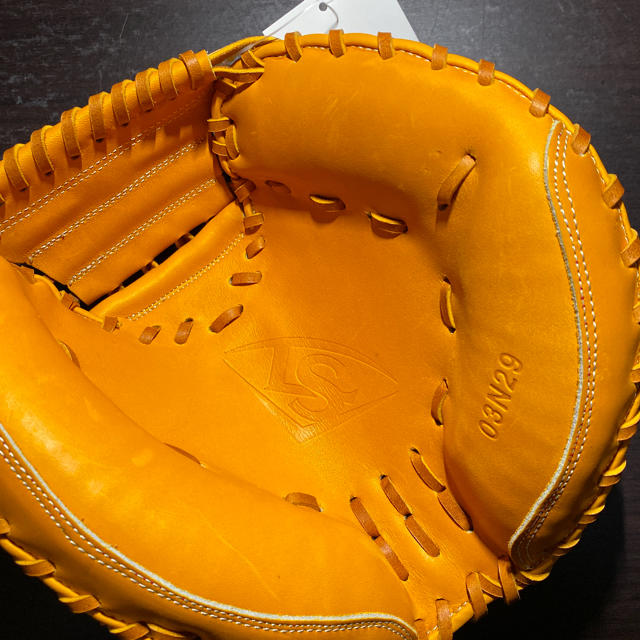 Louisville Slugger(ルイスビルスラッガー)のルイスビルスラッガー 硬式キャッチャーミット 新品未使用 スポーツ/アウトドアの野球(グローブ)の商品写真
