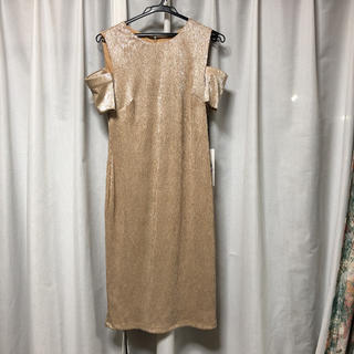 カルバンクライン(Calvin Klein)の新品タグ付　カルバンクライン　肩見せワンピースドレス(ひざ丈ワンピース)