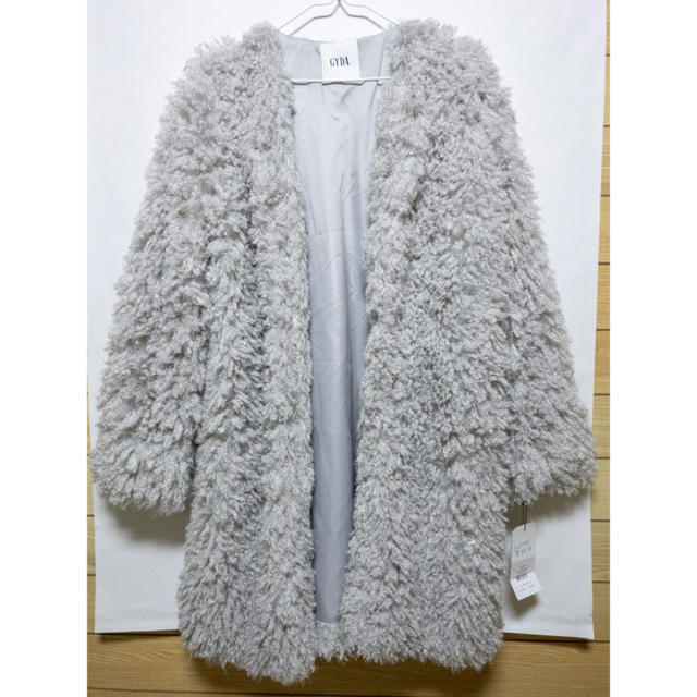 GYDA(ジェイダ)のGYDA コート レディースのジャケット/アウター(毛皮/ファーコート)の商品写真