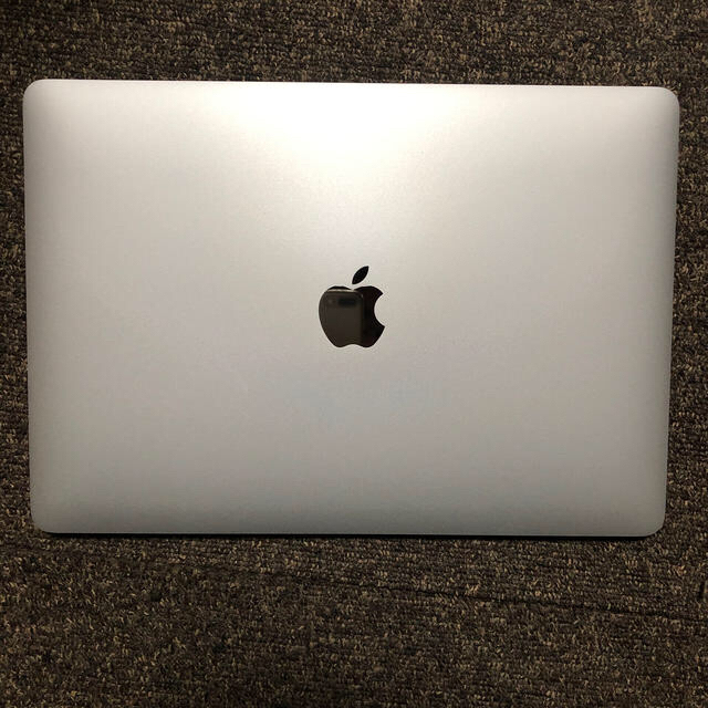 MacBook Pro 13インチ  Apple MUHQ2J/A