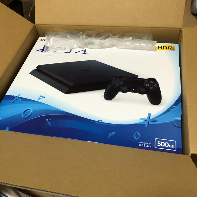 新品未開封　PS4 500GB ジェットブラックエンタメ/ホビー