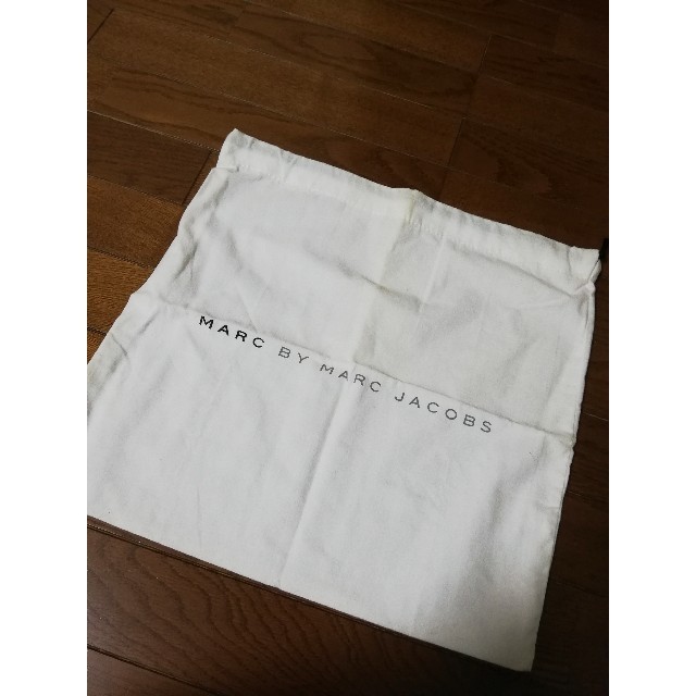 MARC BY MARC JACOBS(マークバイマークジェイコブス)の【マークバイマークジェイコブス】袋　巾着　布袋 レディースのバッグ(ショップ袋)の商品写真