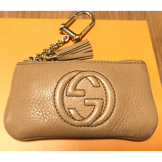 Gucci(グッチ)のグッチGUCCI キー&コインケース 美品 ベージュ レディースのファッション小物(コインケース)の商品写真