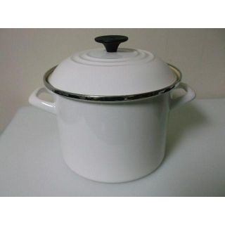 ルクルーゼ(LE CREUSET)のルクルーゼ　ストックポット20ｃｍ白(鍋/フライパン)