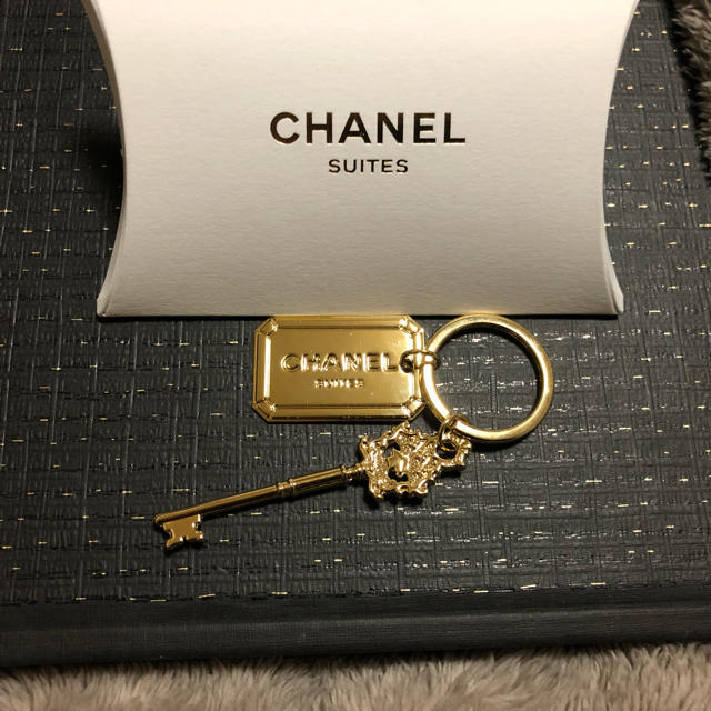 CHANEL  シャネルスイート　キーホルダーチャーム