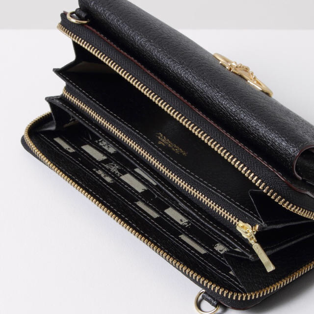 Vivienne Westwood(ヴィヴィアンウエストウッド)のEXECUTIVE ショルダー付き ラウンドファスナー 長財布 ヴィヴィアン 黒 レディースのファッション小物(財布)の商品写真