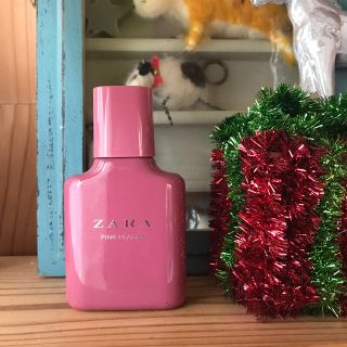 ザラ(ZARA)のZARA 香水 ピンクフランベオードトワレ(香水(女性用))