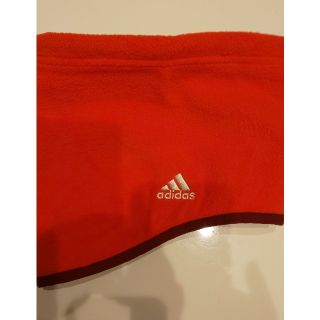 アディダス(adidas)の【送料無料】アディダス★キッズ★ネックウォーマー★レッド(マフラー/ストール)