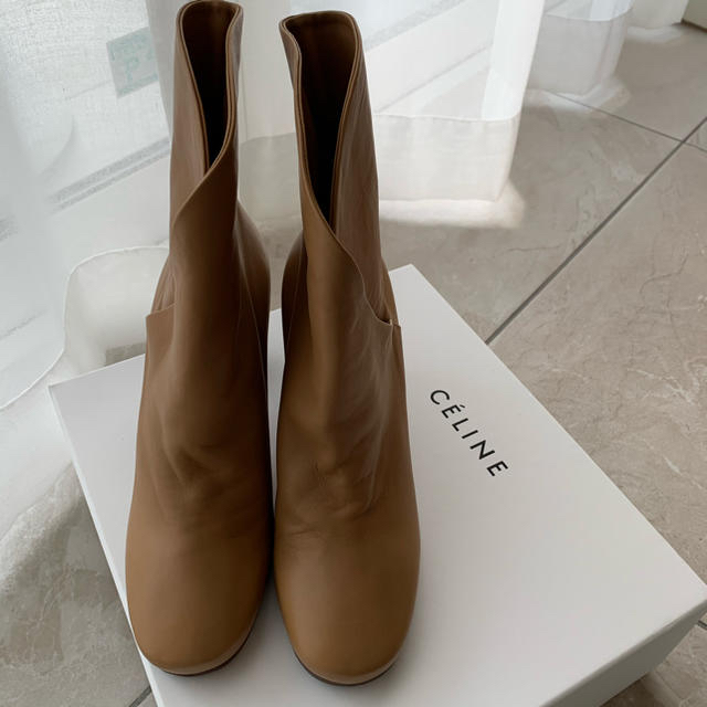 celine セリーヌ　キャメル　ショートブーツ