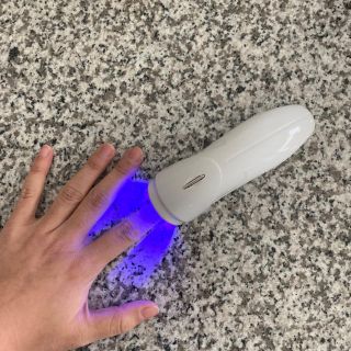 シャイニージェル(SHINY GEL)のポータブルLEDライト　ジェルネイル用(ネイル用品)