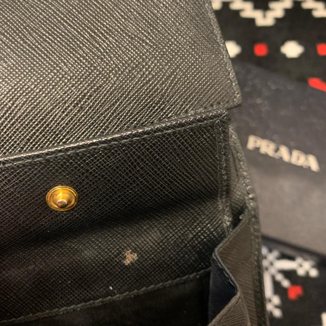 PRADA 三つ折り 財布 黒