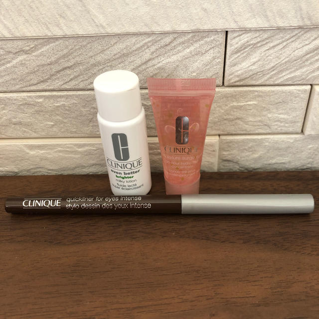 CLINIQUE(クリニーク)のクリニーク アイライナー&ミニスキンケアセット コスメ/美容のベースメイク/化粧品(アイライナー)の商品写真