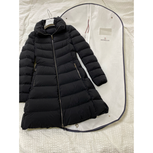 MONCLER - モンクレール正規品の通販 by loooc｜モンクレールならラクマ